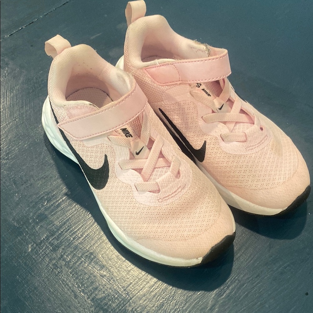 Nike Kids Pink Sneakers